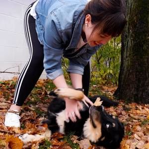 Meet your Posher, Roxanne